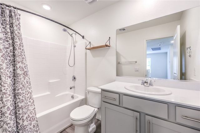 5630 Serene Rock Street, North Las Vegas, NV 89081