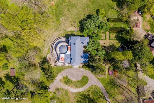 3 Casselberry Ct, Louisville, KY 40205