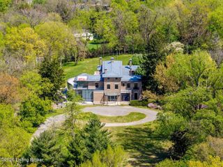3 Casselberry Ct, Louisville, KY 40205