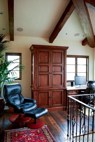 5680 WAVERLY, San Diego, CA 92037