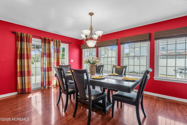 63 Diamond Lane, Howell, NJ 07731