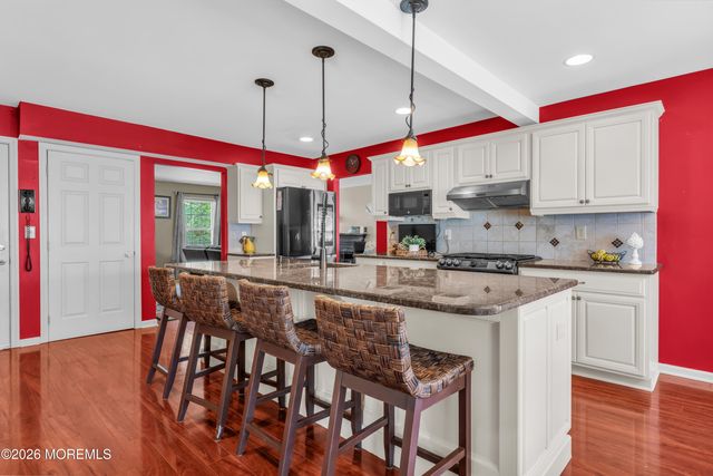 63 Diamond Lane, Howell, NJ 07731