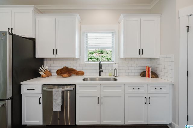 1806 CYRUS COVE TERRACE, Hoover, AL 35244