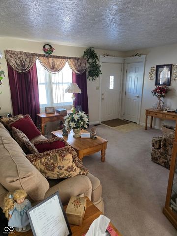 446 Sayre Drive, Greenwood, IN 46143