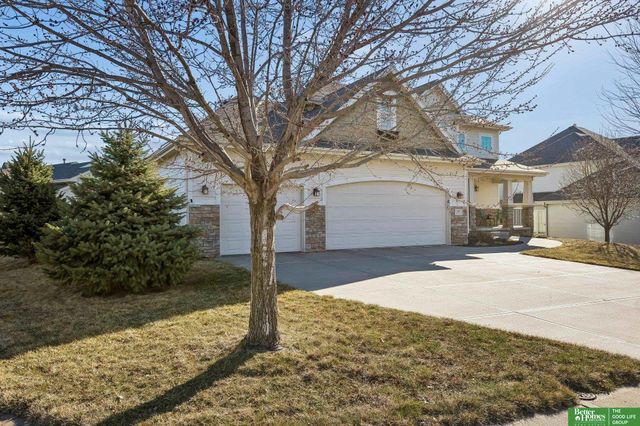 3805 S 202nd Street, Omaha, NE 68130