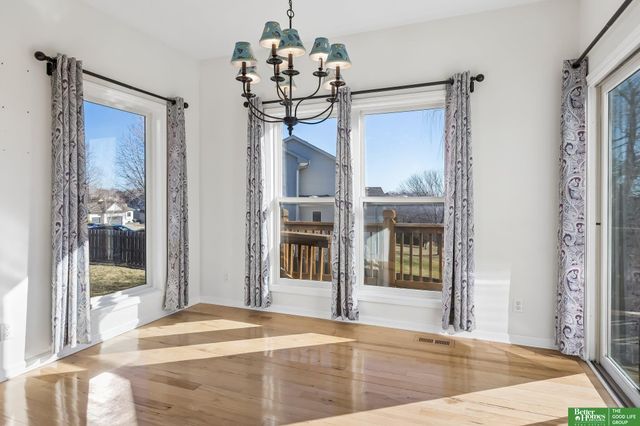 3805 S 202nd Street, Omaha, NE 68130