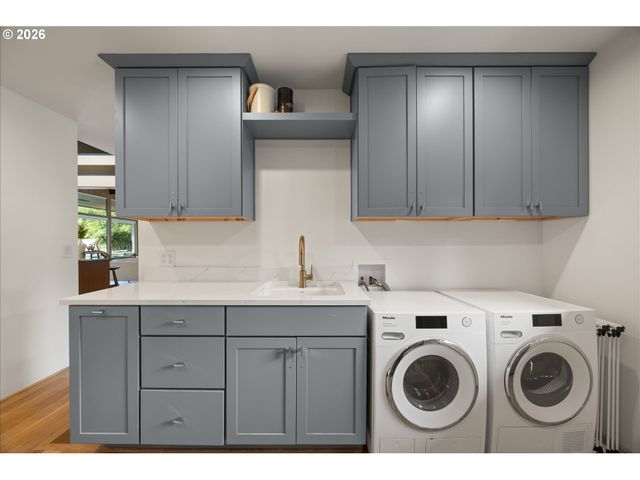 2785 Sw 99TH Ave, Portland, OR 97225