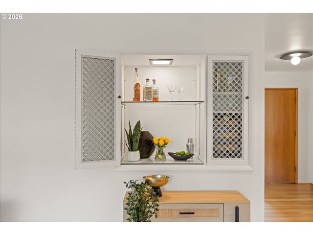 2785 Sw 99TH Ave, Portland, OR 97225