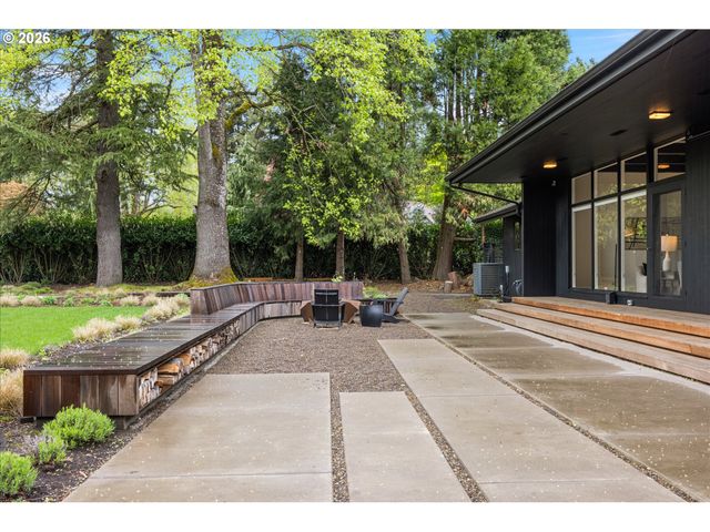 2785 Sw 99TH Ave, Portland, OR 97225