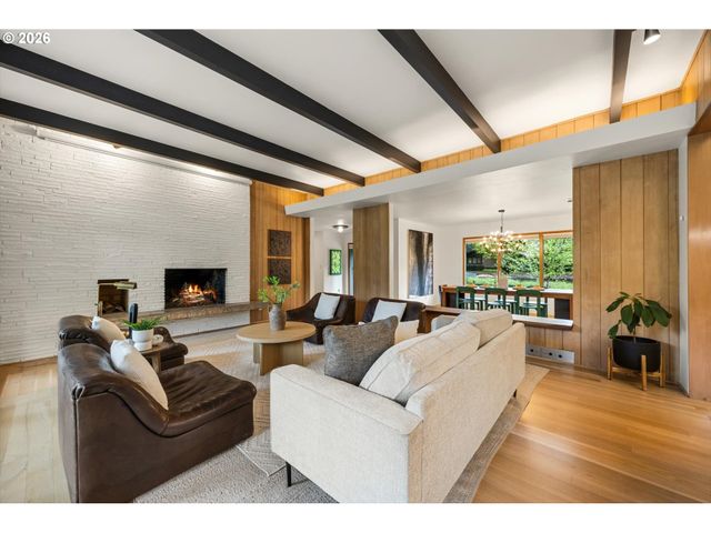 2785 Sw 99TH Ave, Portland, OR 97225