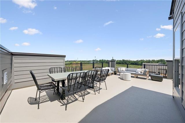 356 Skylar Court SE 112, Atlanta, GA 30315