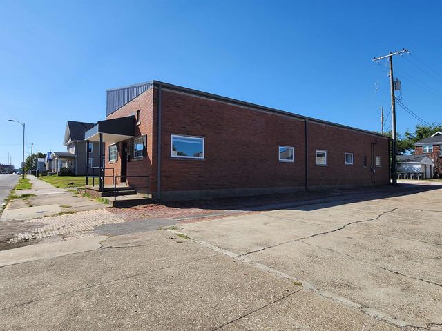 15 W Franklin Street, Evansville, IN 47710