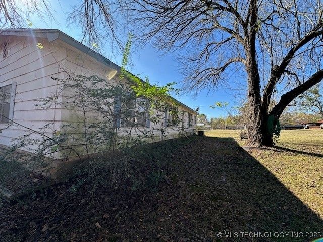 3952 Mink, Kingston, OK 73439