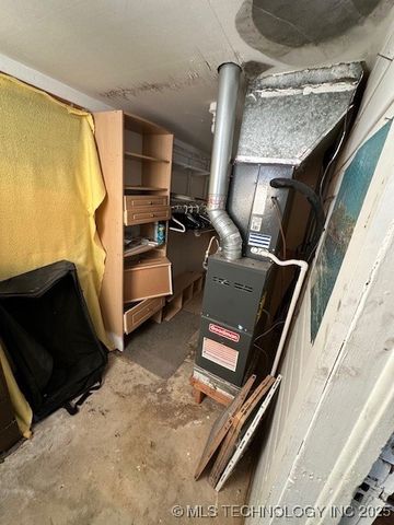 3952 Mink, Kingston, OK 73439