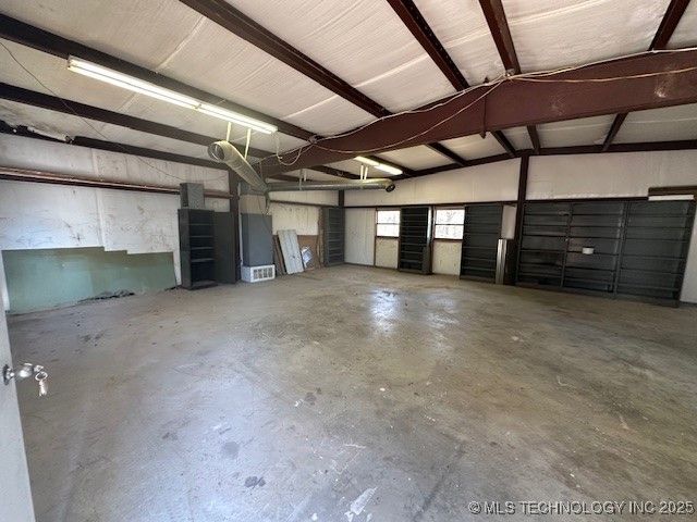 3952 Mink, Kingston, OK 73439