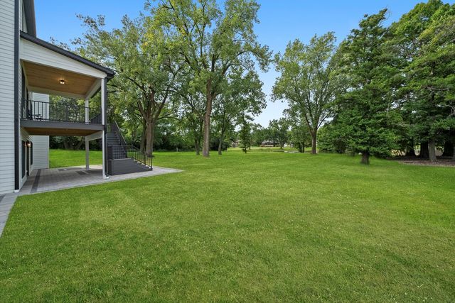 15W670 83rd Street, Burr Ridge, IL 60527