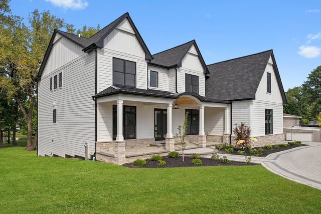 15W670 83rd Street, Burr Ridge, IL 60527