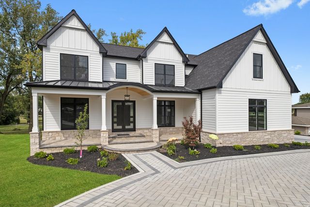 15W670 83rd Street, Burr Ridge, IL 60527