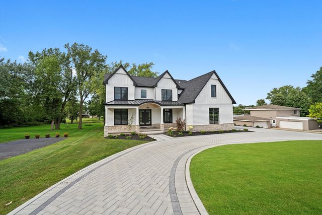 15W670 83rd Street, Burr Ridge, IL 60527