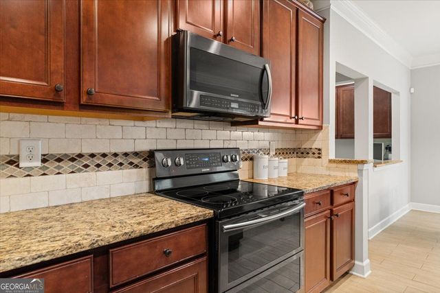 3781 Terrasol Trail SW, Lilburn, GA 30047
