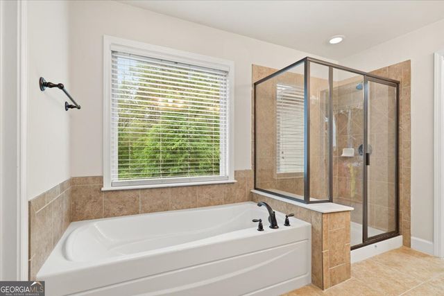 3781 Terrasol Trail SW, Lilburn, GA 30047