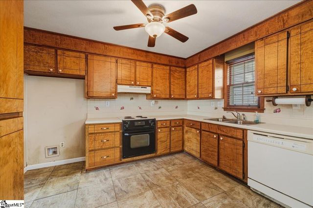 1051 W Duncan Road, Greenville, SC 29617