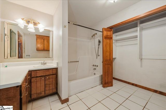 1051 W Duncan Road, Greenville, SC 29617