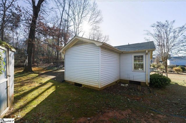 1051 W Duncan Road, Greenville, SC 29617