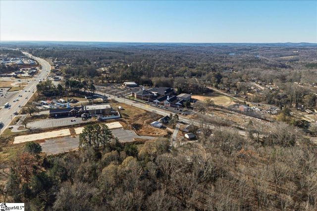 1051 W Duncan Road, Greenville, SC 29617