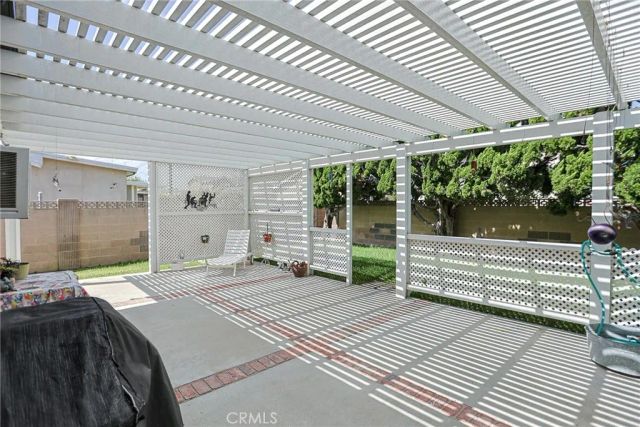 15261 Columbia, Huntington Beach, CA 92647