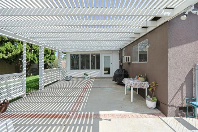 15261 Columbia, Huntington Beach, CA 92647