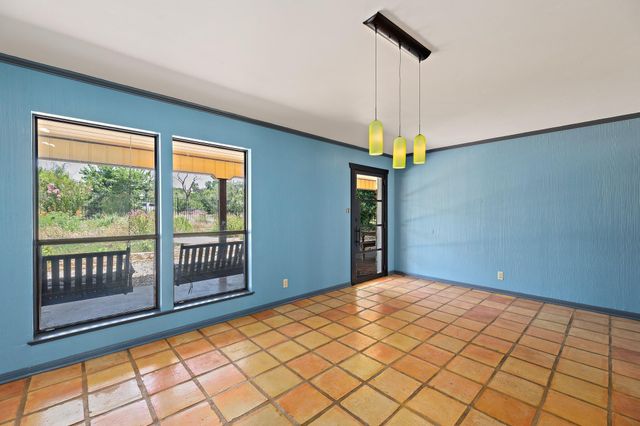 501 Liberty DR, Liberty Hill, TX 78642