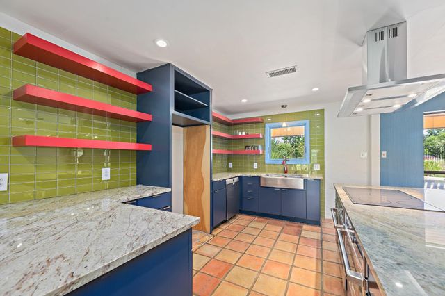 501 Liberty DR, Liberty Hill, TX 78642
