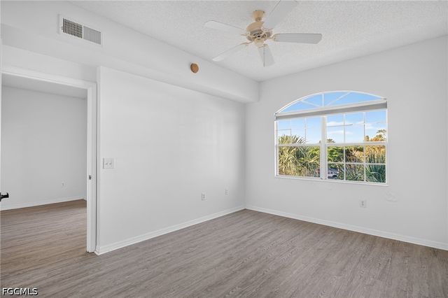 15655 Ocean Walk CIR 301, Fort Myers, FL 33908