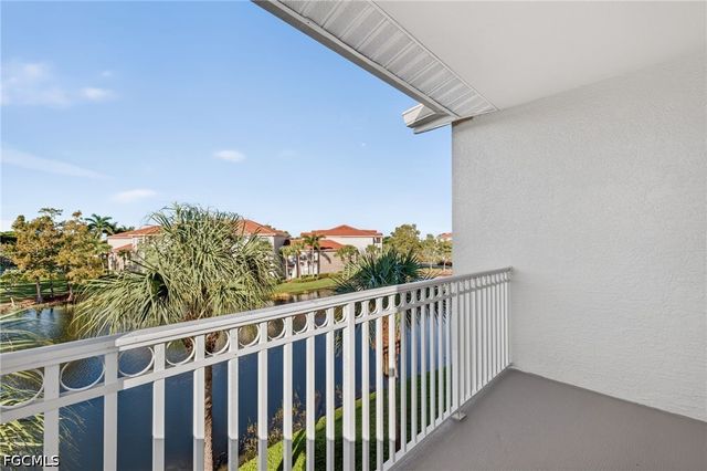 15655 Ocean Walk CIR 301, Fort Myers, FL 33908