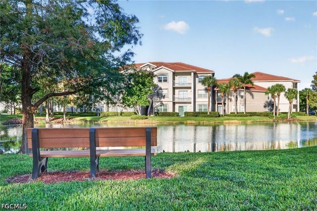 15655 Ocean Walk CIR 301, Fort Myers, FL 33908