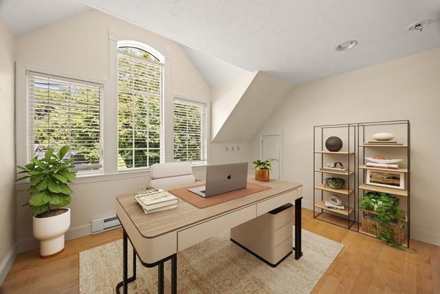 75 Gilmore Rd, Wrentham, MA 02093