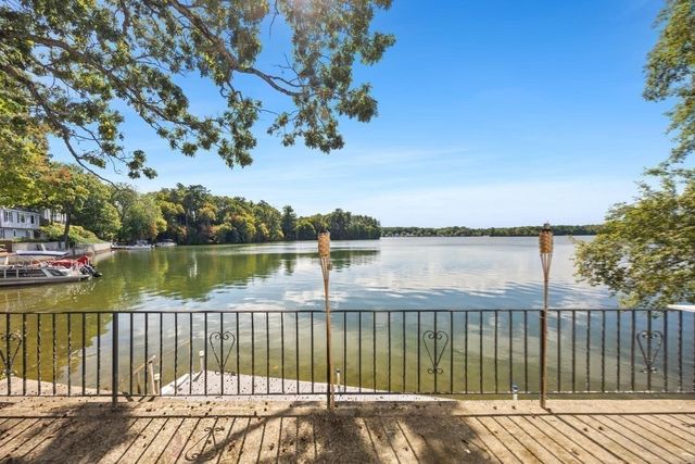 75 Gilmore Rd, Wrentham, MA 02093