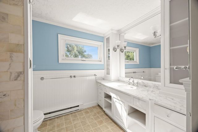 75 Gilmore Rd, Wrentham, MA 02093