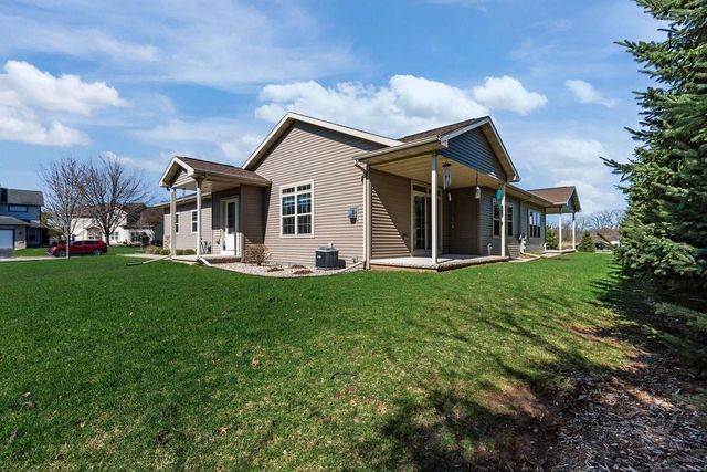 1210 CAMERON CIRCLE, Neenah, WI 54956