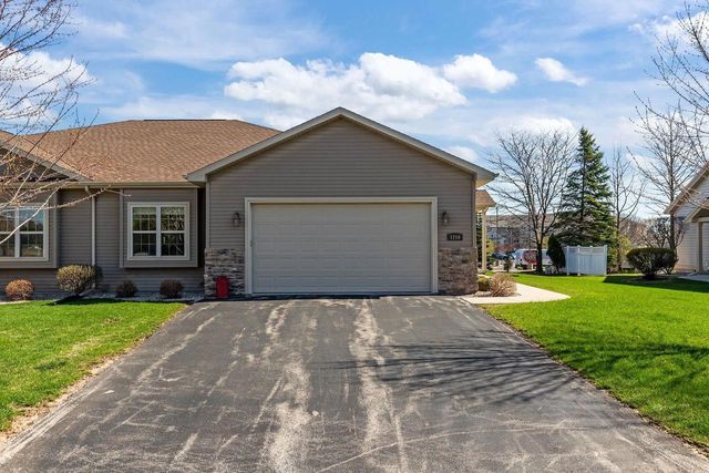 1210 CAMERON CIRCLE, Neenah, WI 54956