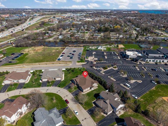 1210 CAMERON CIRCLE, Neenah, WI 54956