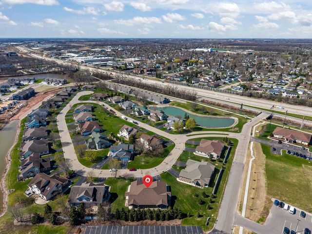 1210 CAMERON CIRCLE, Neenah, WI 54956