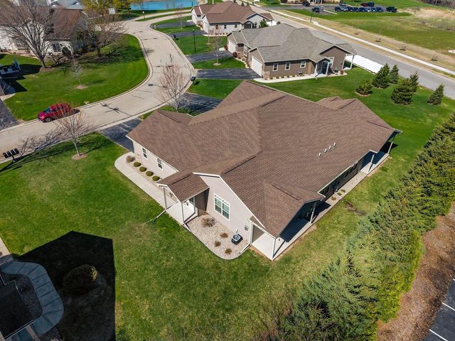 1210 CAMERON CIRCLE, Neenah, WI 54956