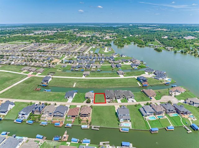 12562 St Louis Court, Willis, TX 77318