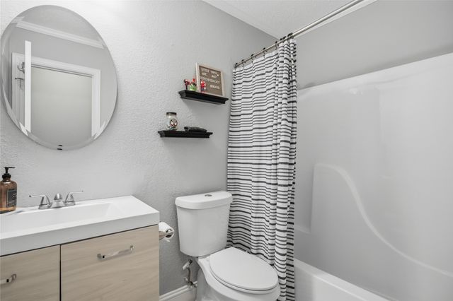 2017 Waterview Drive, Little Elm, TX 75068