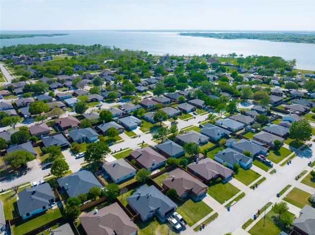 2017 Waterview Drive, Little Elm, TX 75068