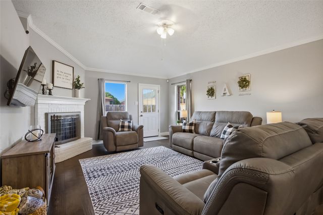 2017 Waterview Drive, Little Elm, TX 75068