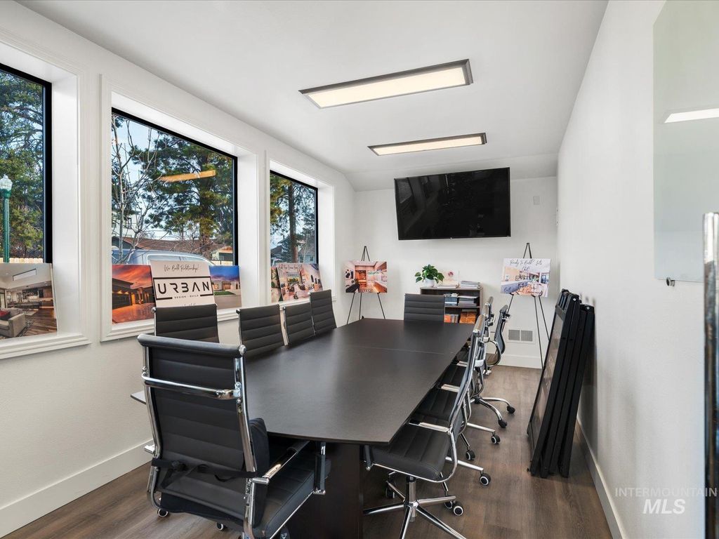 128 S Eagle Rd, Eagle, ID 83616 photo 14