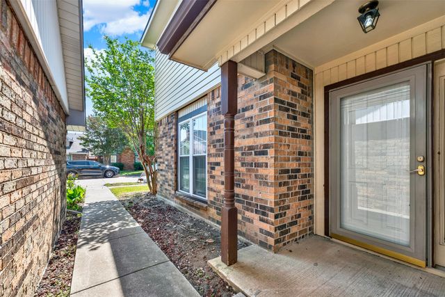 1013 Wakefield Drive, Garland, TX 75040